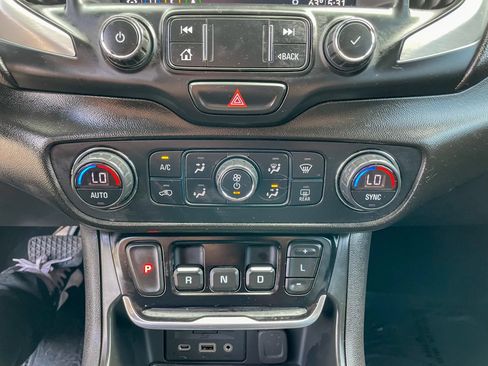 Used 2021 GMC Terrain SLT w/ Infotainment Package II AWD/4WD image 20