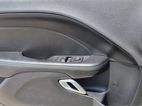 Used 2015 Dodge Challenger R/T Scat Pack w/ Leather Interior Group RWD image 7