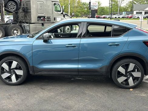 Certified 2023 Volvo C40 P8 Recharge Ultimate AWD/4WD image 3