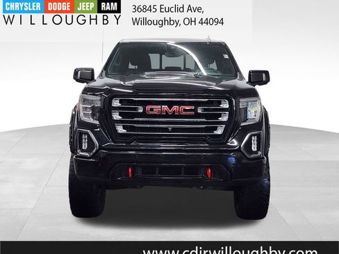 Used 2021 GMC Sierra 1500 AT4 w/ AT4 Premium Package AWD/4WD image 3