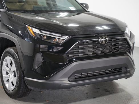 Certified 2025 Toyota RAV4 LE image 4