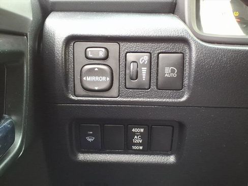 Used 2020 Toyota 4Runner SR5 image 26