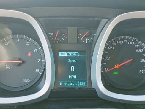 Used 2017 Chevrolet Equinox LT FWD image 7