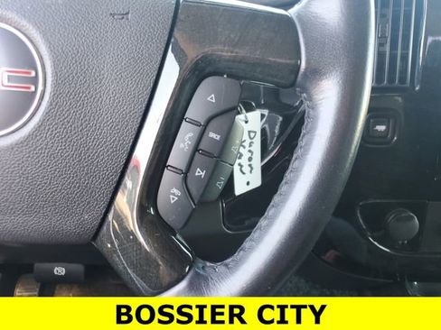 Used 2022 GMC Savana 2500 Extended w/ Enhanced Convenience Package image 25