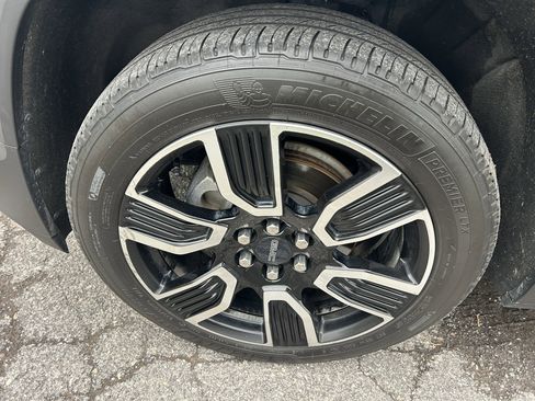 Used 2019 GMC Acadia SLT w/ Black Edition AWD/4WD image 19