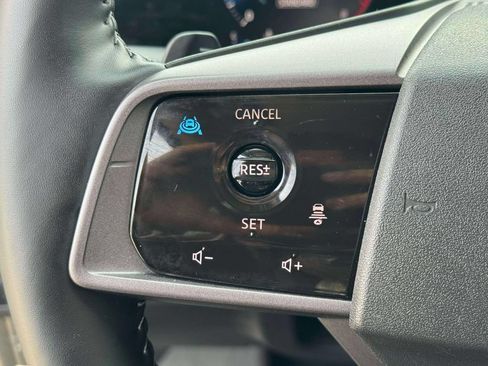 Certified 2025 Nissan Murano SV AWD/4WD image 19