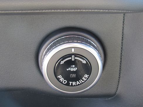 New 2025 Lincoln Navigator Reserve w/ Jet Appearance Package image 21