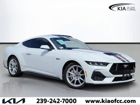 Used 2024 Ford Mustang GT Premium RWD image 1