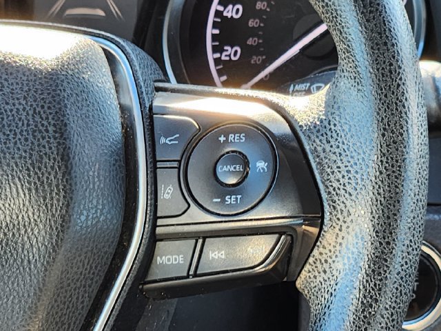 Used 2018 Toyota Camry LE w/ Convenience Package FWD image 13
