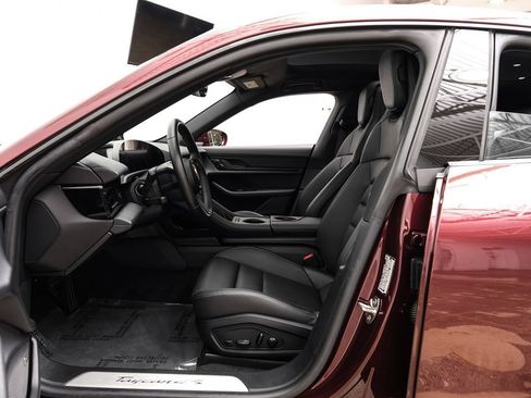 Used 2021 Porsche Taycan 4S w/ Premium Package image 4