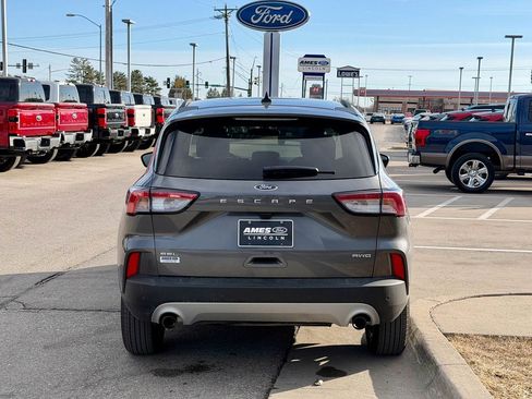 Used 2021 Ford Escape SEL image 4