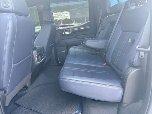 Used 2023 Chevrolet Silverado 1500 High Country w/ Technology Package image 32