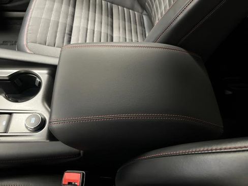 Used 2025 Ford Explorer ST-Line w/ Premium Package image 22