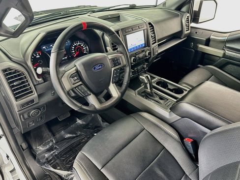 Used 2020 Ford F150 Raptor w/ Equipment Group 802A Luxury AWD/4WD image 9