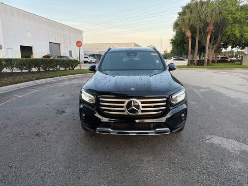 Used 2025 Mercedes-Benz GLB 250 image 8