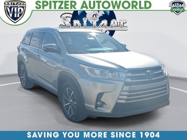 Used 2019 Toyota Highlander XLE AWD/4WD image 1