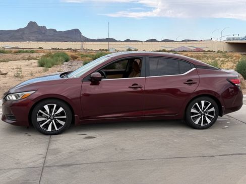 Used 2021 Nissan Sentra SV w/ SV Premium Package FWD image 5
