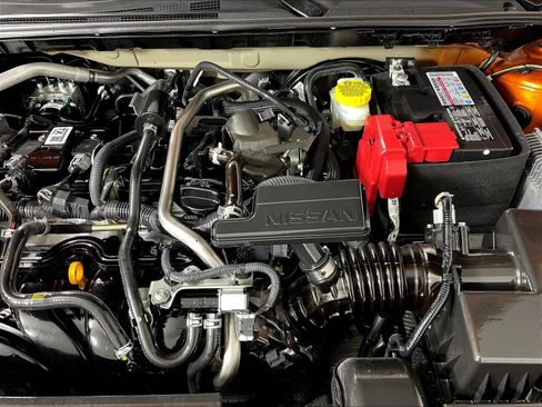 Used 2023 Nissan Sentra SR w/ SR Premium Package FWD image 31