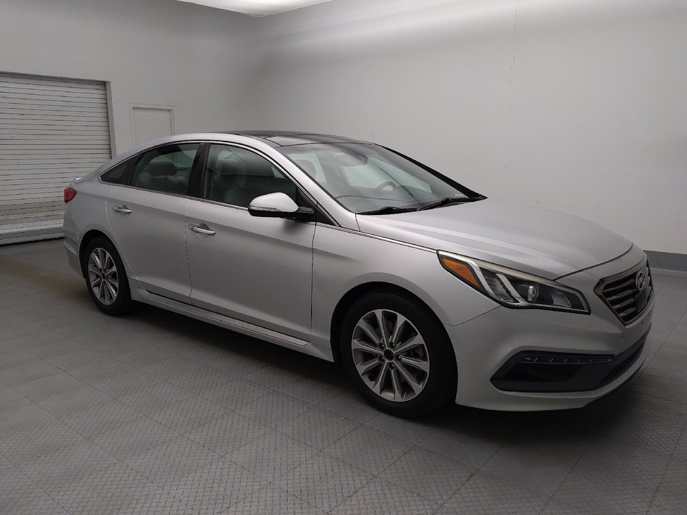 Used 2016 Hyundai Sonata Limited w/ Option Group 05 FWD image 11