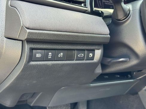 Used 2026 Toyota Camry LE FWD image 10