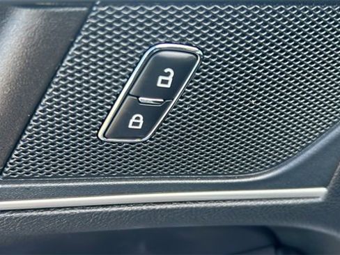 Certified 2023 Ford Edge SEL w/ Convenience Package image 10