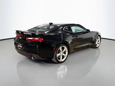 Used 2016 Chevrolet Camaro SS RWD image 6