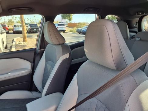 Certified 2025 Subaru Forester w/ Convenience Package #2 image 23