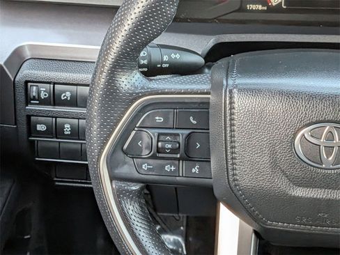 Used 2025 Toyota 4Runner SR5 image 17