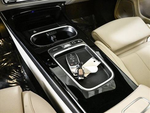 Certified 2026 Mercedes-Benz CLA 250 4MATIC image 13