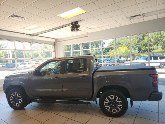 Used 2022 Nissan Frontier SV w/ SV Premium Package AWD/4WD image 8