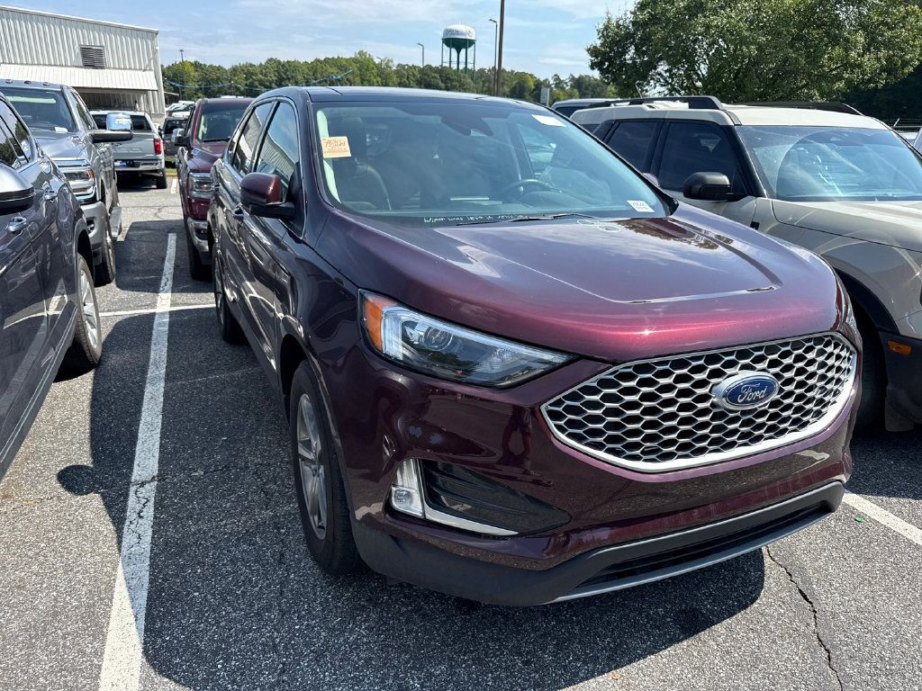Used 2024 Ford Edge SEL w/ Convenience Package AWD/4WD image 17
