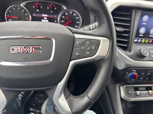 Used 2023 GMC Acadia SLT FWD image 42
