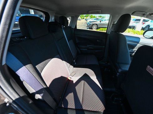 Used 2018 Mitsubishi Outlander Sport LE FWD image 29