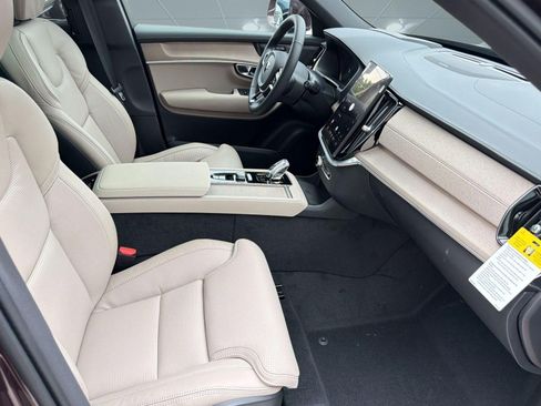 New 2026 Volvo XC90 T8 Ultra w/ Protection Package AWD/4WD image 30
