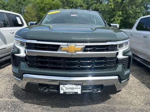 Used 2025 Chevrolet Silverado 1500 LT AWD/4WD image 2
