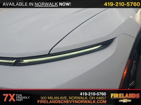 New 2026 Chevrolet Equinox EV LT image 11