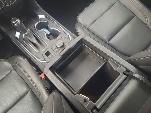 Used 2019 Chevrolet Traverse Premier w/ Redline Edition image 14