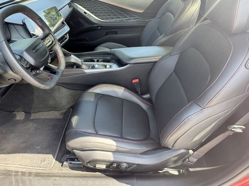 Used 2024 Dodge Charger Daytona R/T w/ Plus Group AWD/4WD image 9