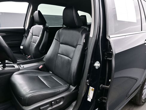 Used 2017 Honda Pilot EX-L image 12