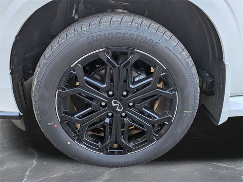 New 2026 INFINITI QX80 SPORT w/ Sport Exterior Package image 36