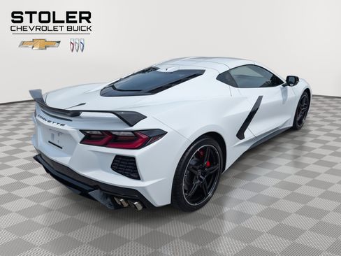 Used 2022 Chevrolet Corvette Stingray Premium Cpe w/ Z51 Performance Package image 5