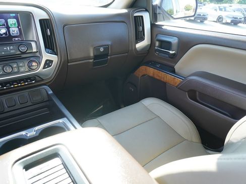 Used 2018 GMC Sierra 1500 SLT w/ Texas SLT Premium Package AWD/4WD image 24