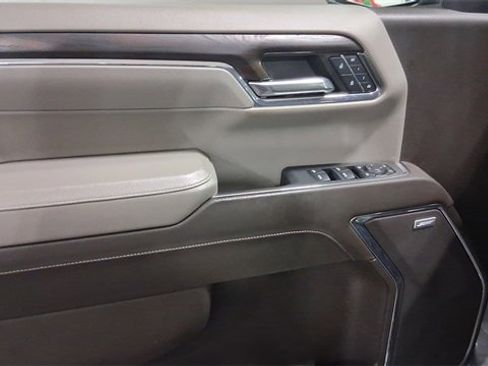 Used 2024 GMC Sierra 1500 SLT w/ SLT Premium Plus Package image 24