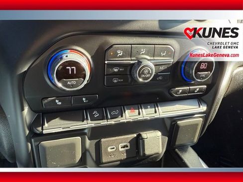 Used 2021 Chevrolet Silverado 1500 LT Trail Boss image 31