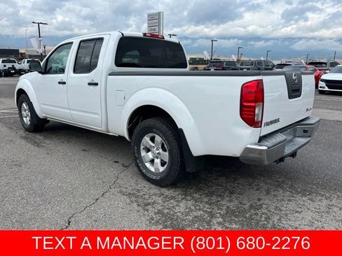 Used 2012 Nissan Frontier SV w/ SV Premium Utility Pkg AWD/4WD image 5