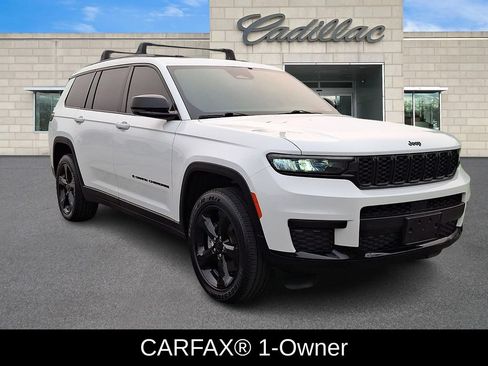 Used 2023 Jeep Grand Cherokee L Laredo AWD/4WD image 2