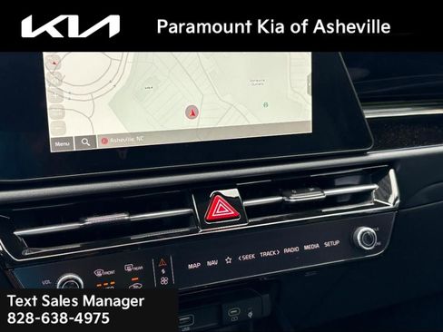 New 2025 Kia Niro EX Touring image 9