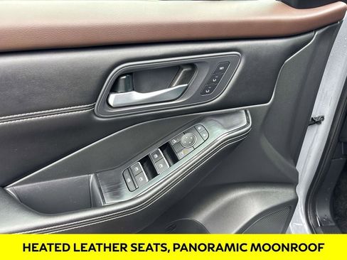 Used 2023 Nissan Rogue SL image 20