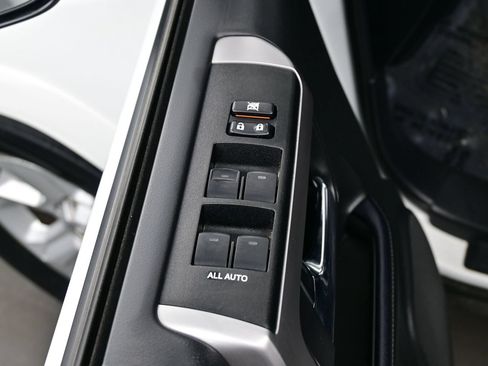 Used 2024 Toyota 4Runner SR5 RWD image 10