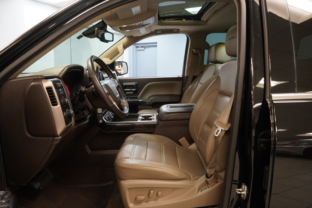 Used 2016 GMC Sierra 1500 Denali w/ Denali Ultimate Package AWD/4WD image 6